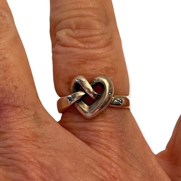 JAMES AVERY Heart Knot Ring .925 Sterling Silver Size 6 - Picture 2 of 8
